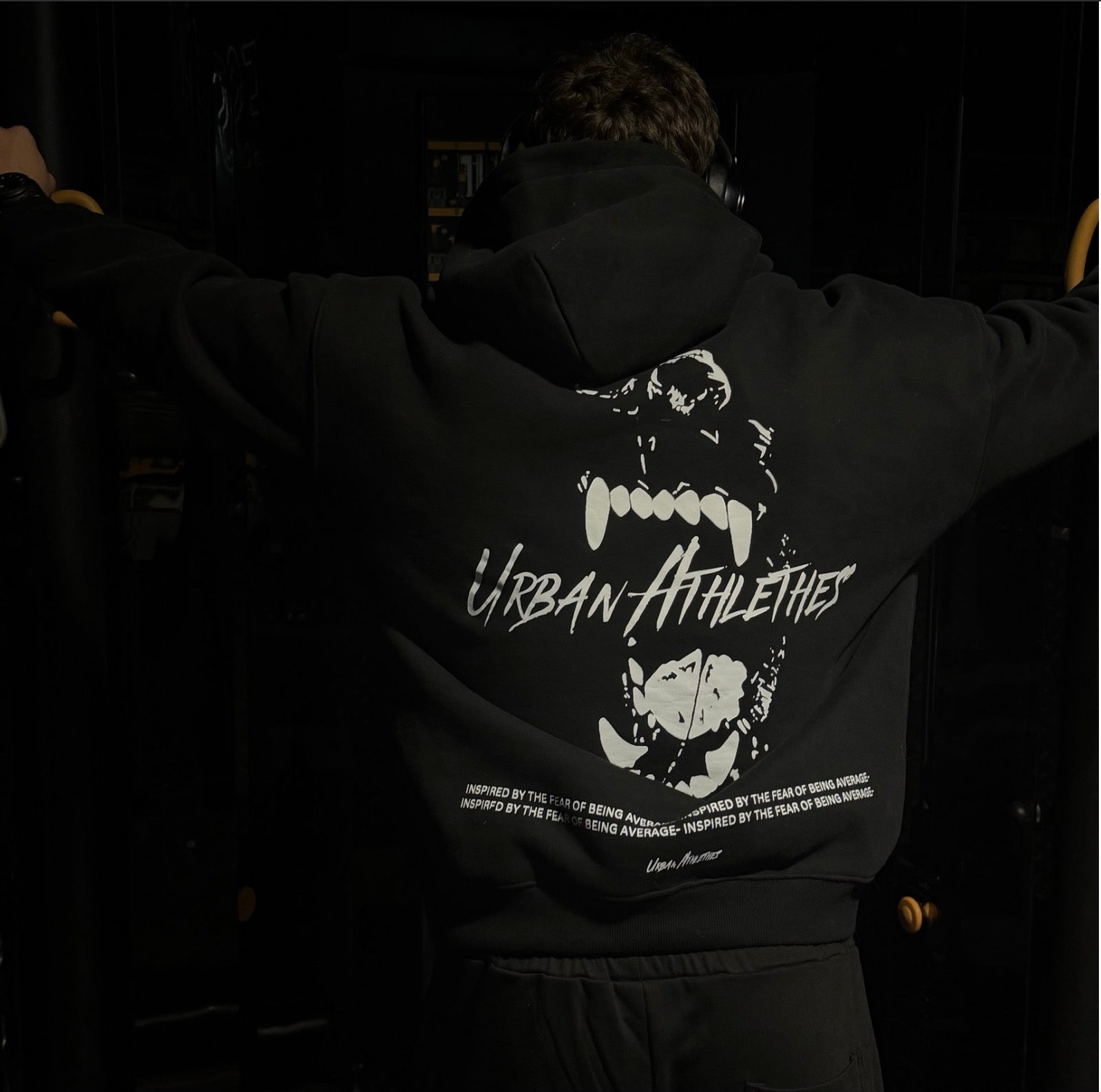 APEX HOODIE BLACK image 1